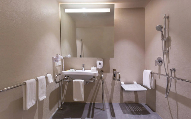 Fairfield by Marriott Chennai Mahindra World City