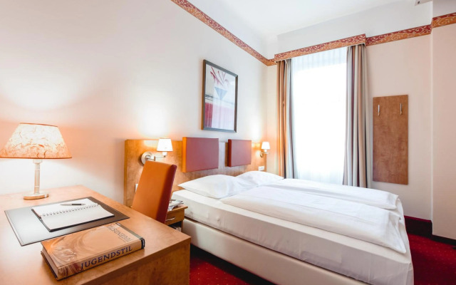 Hotel Allegro