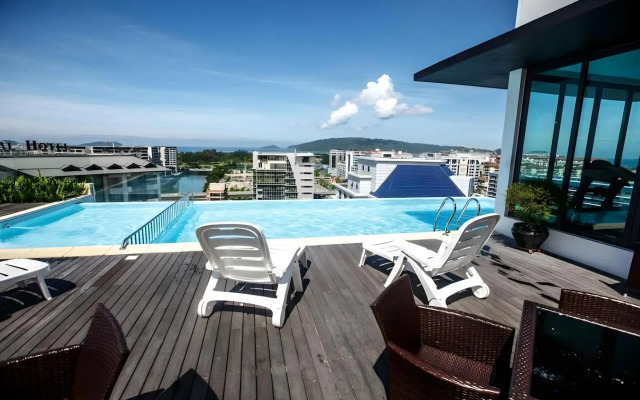 Marina Travellers Suite SKY Karamunsing