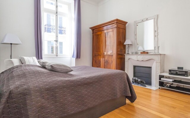 4 tassigny Apartment 2