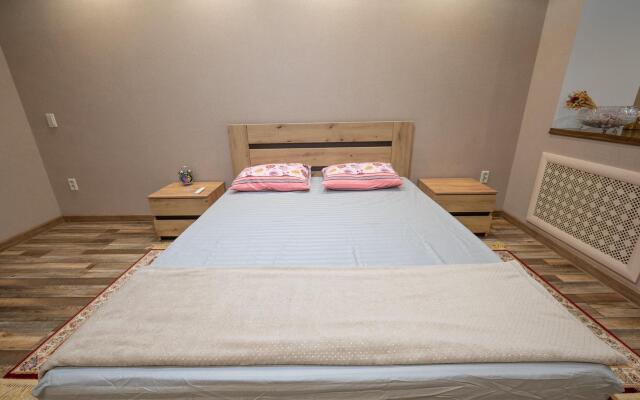 Апартаменты на улице Карла Либкнехта 33