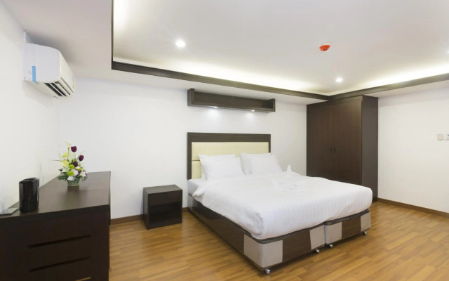 Initial Hua Hin