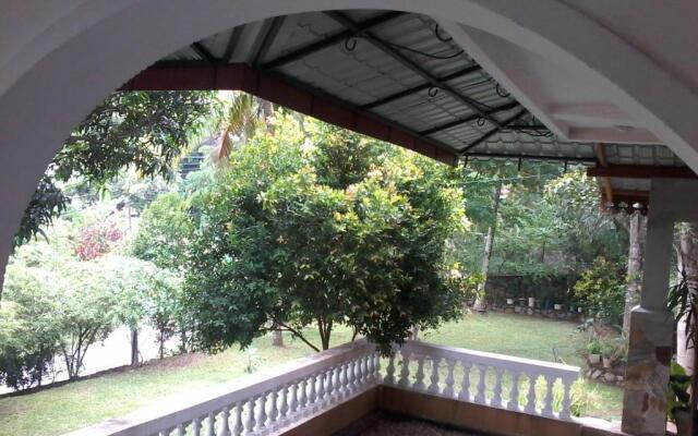 Lanka Villas Holiday Resort