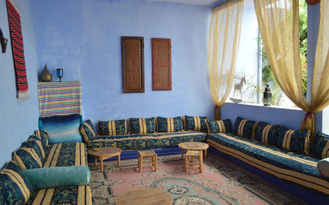 Dar Omar Khayam