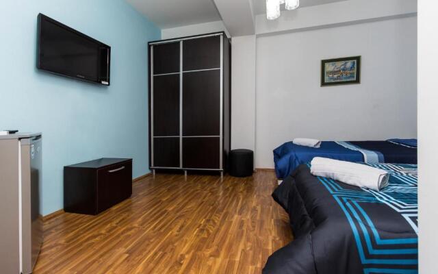 DJ Apartments Plus