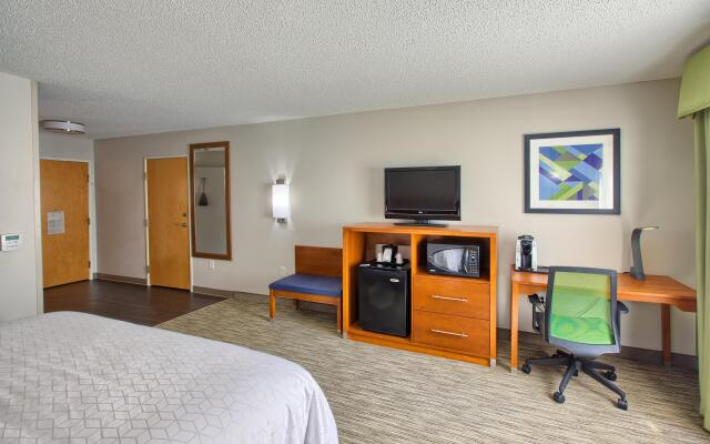 Holiday Inn Express & Suites Raleigh North - Wake Forest, an IHG Hotel