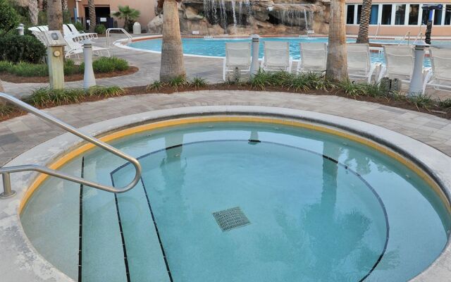 Waterscape Condominiums