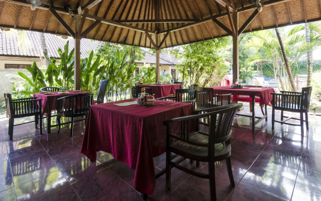 RedDoorz @ Poppies Lane 1