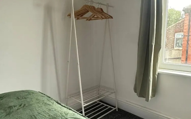 Cosy Manchester House Near Etihad and Coop Live
