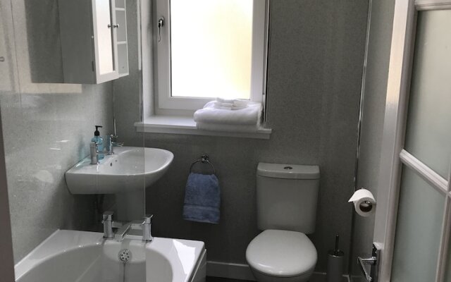 Chessels Court Apartment