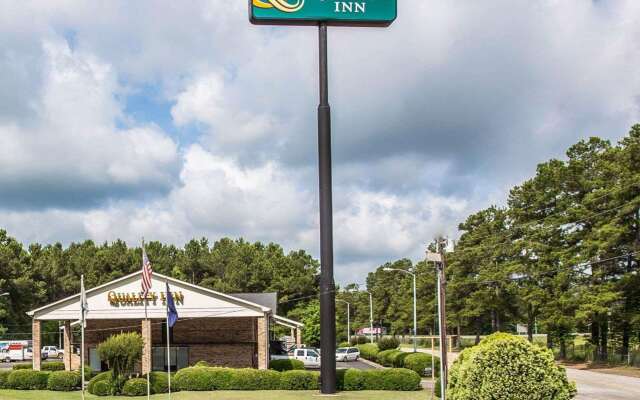 Quality Inn Manning I-95