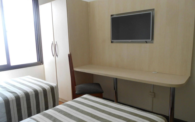 Colossi Hotel