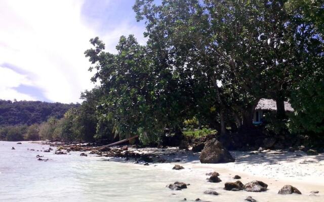 Lonnoc Beach Lodge