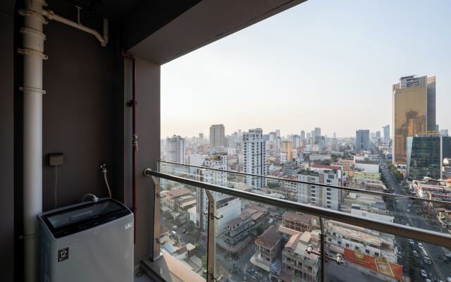 Agile Sky Residence Studio by SobenHomes