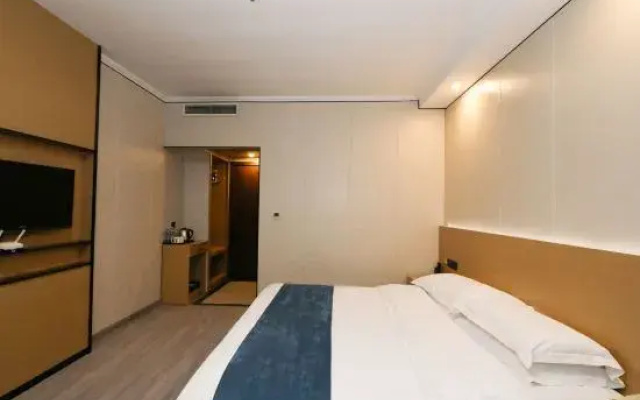 Super 8 Ningbo Beilun Hengshan West Road