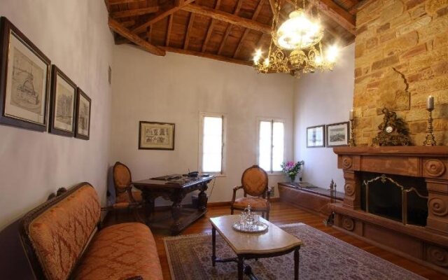 Argentikon Luxury Suites