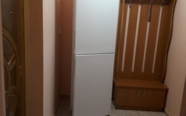 apartament 2 camere semidecomandat "LA GICU"