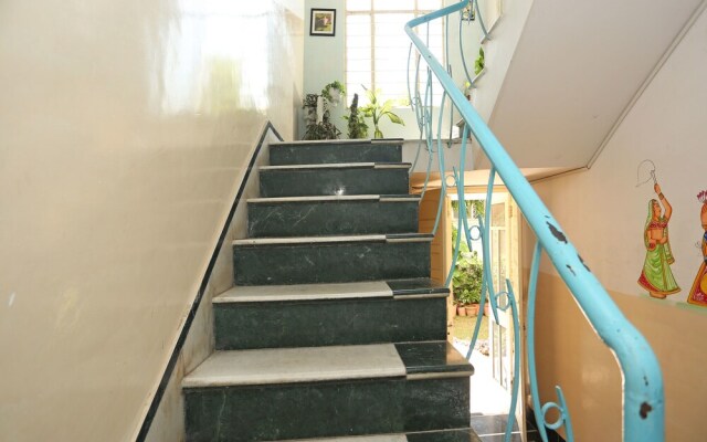 OYO 9776 Home Near Bohra Ganesh Temple