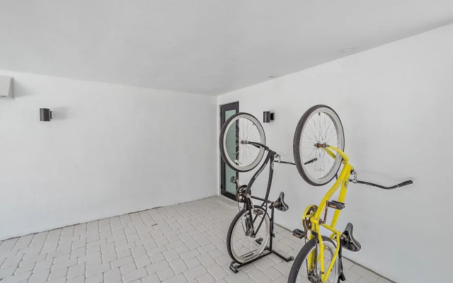 The Windward House 3 Bedroom Home by RedAwning