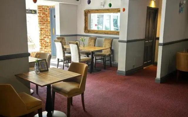 Limes Hotel