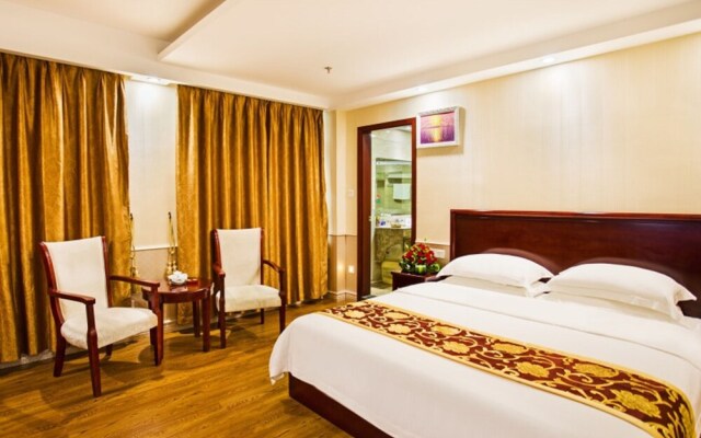 GreenTree Inn Jieyang North Linjiang Road Express Hotel