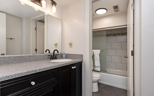 Wintergreen Retreat Jacuzzi Sauna dog Friendly