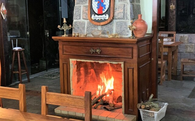 Pousada Vila Vitória Araras