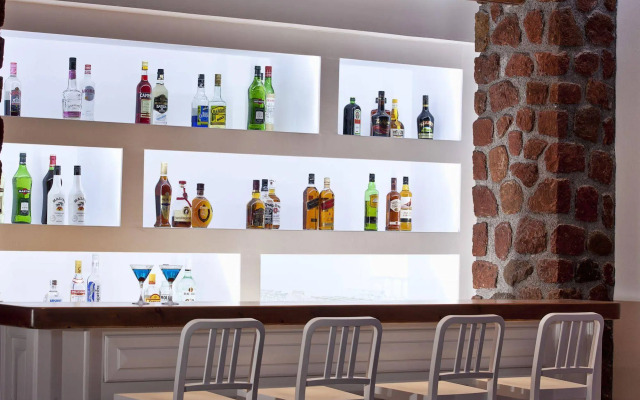 Acqua Vatos Santorini Hotel