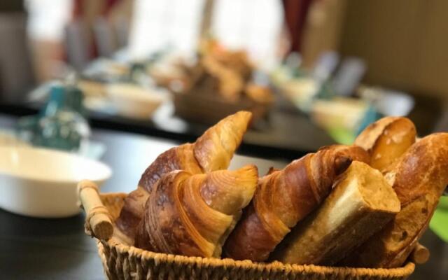 Coté-Serein La Privilège de la Tour Madame