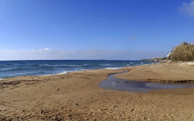 Likithos Hotel