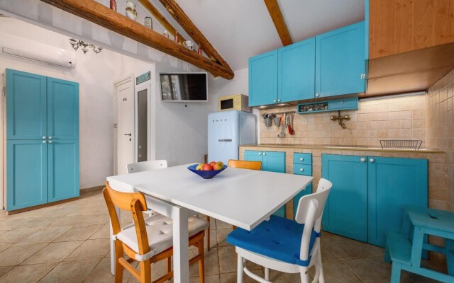 Beautiful Home in Vabriga With Wifi and 2 Bedrooms