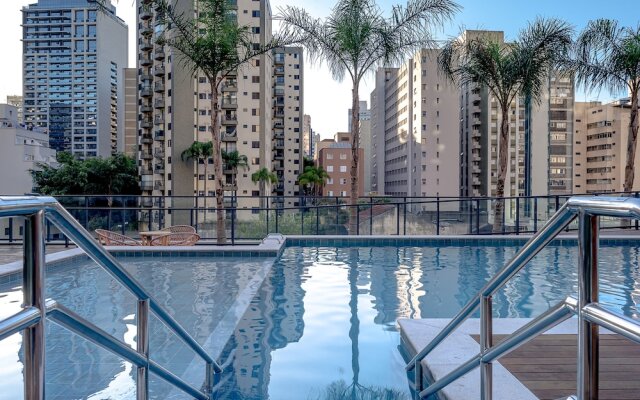Studio com piscina aquecida e AC
