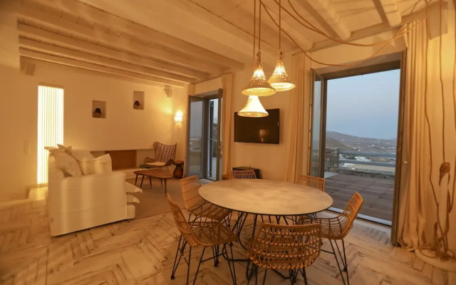 Villa Moonflower