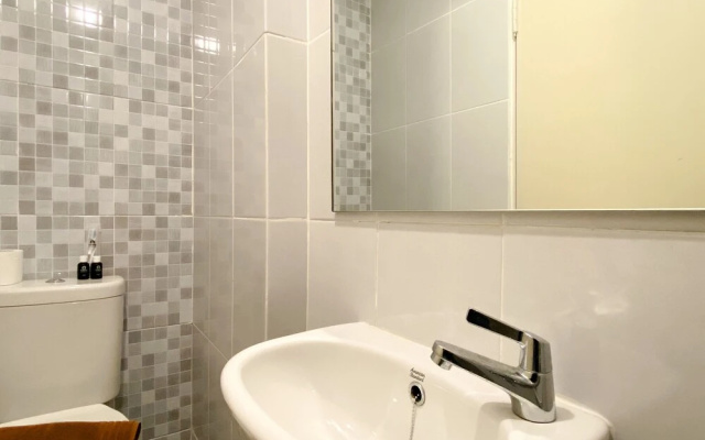 New Furnished And Cozy Studio Tokyo Riverside Pik 2 Apartment