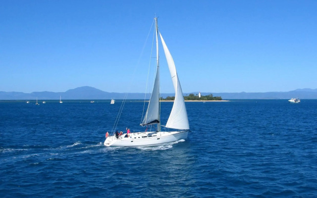 Martinique on Macrossan