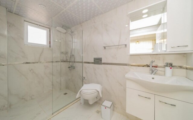 Great Villa With Pool Hammam and Sauna in Antalya