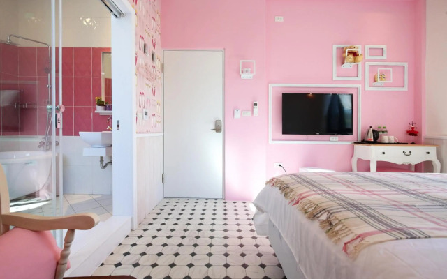 1999 Bed and Breakfast