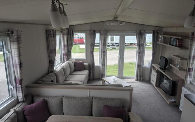 4 Berth Luxury Static Home