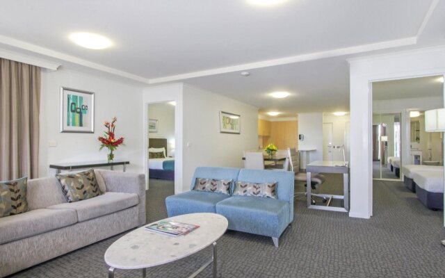 Pacific Suites Canberra