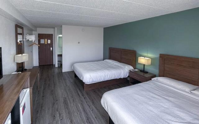 River Bend's Walleye Inn