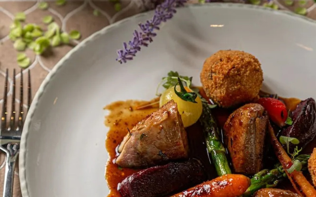 REED Boutique HOTEL & BISTRO