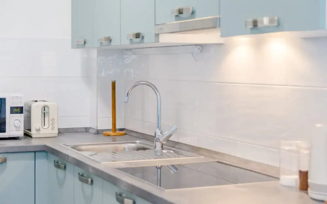 Apartment Karlo - Two Bedroom Apartment With Balcony