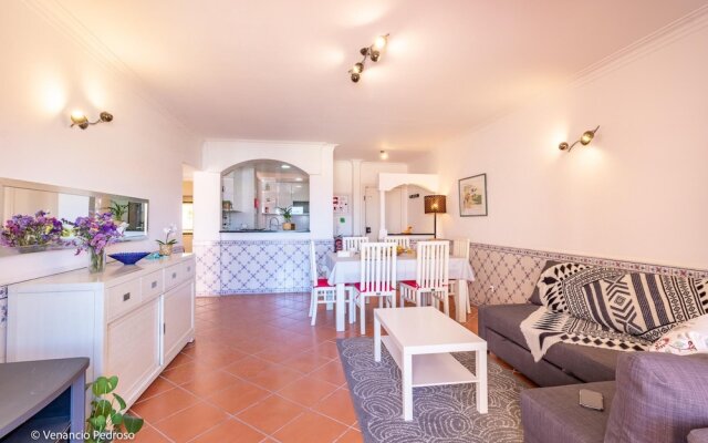 Sofia Beach Apartment by Acasadascasas