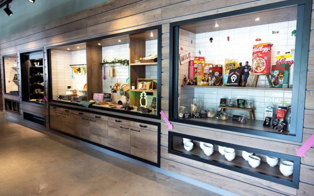 Moxy Simmern
