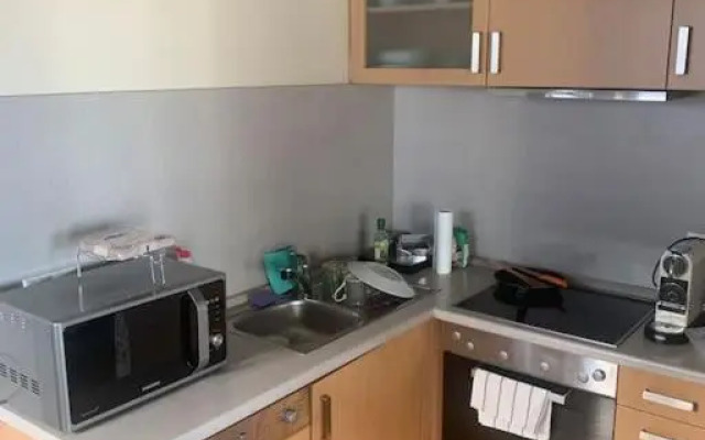 Imádnivaló medencés hotellakás szaunával.