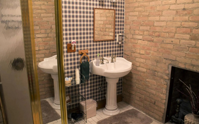 Saravilla Bed and Breakfast