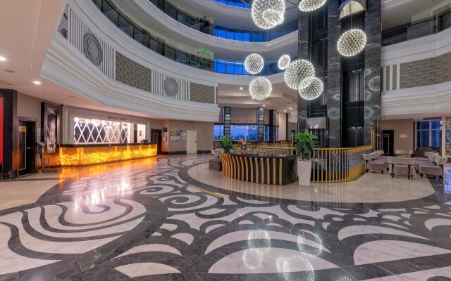 Port River Hotel & Spa