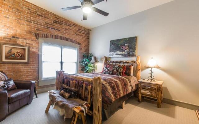 708 Main St Unit 4