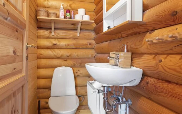 Log Cabin and Guest House