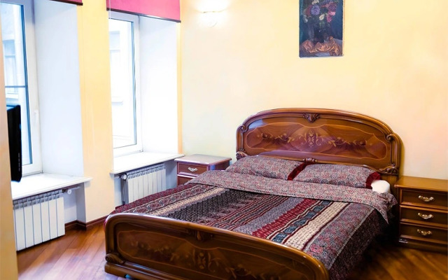 Bronza на Кирочной